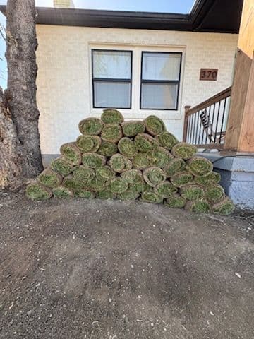 Gallery photos for North Salt Lake Yard Transformation Retaining Walls: Image #3
