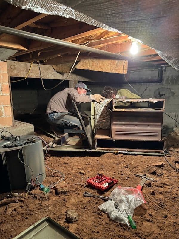 Gallery photos for Efficient Crawlspace Cleanout in Millcreek Utah: Image #2